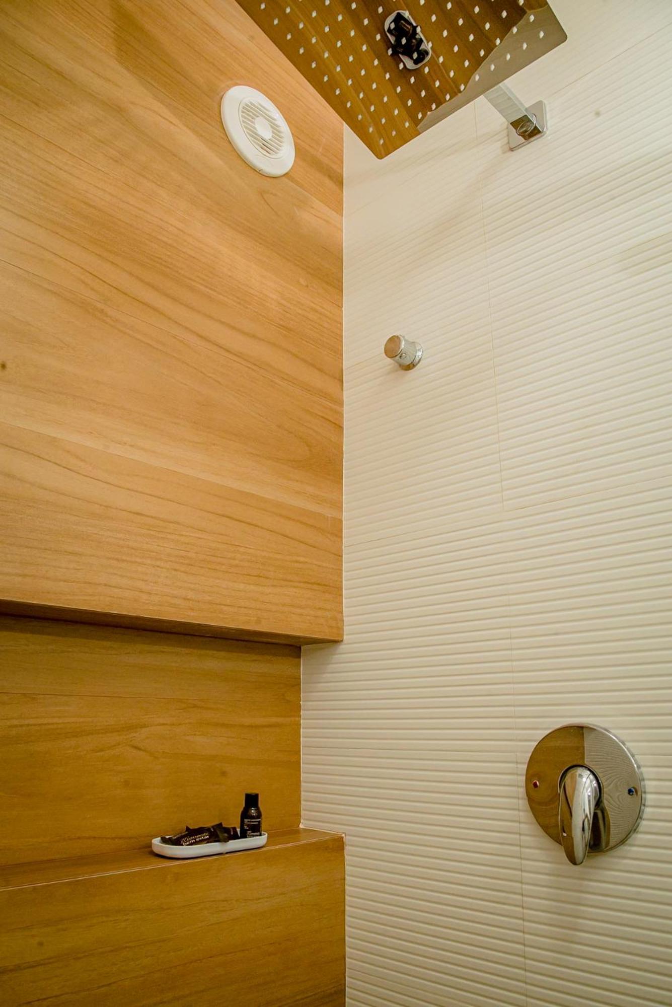 Flat Luxury Century *